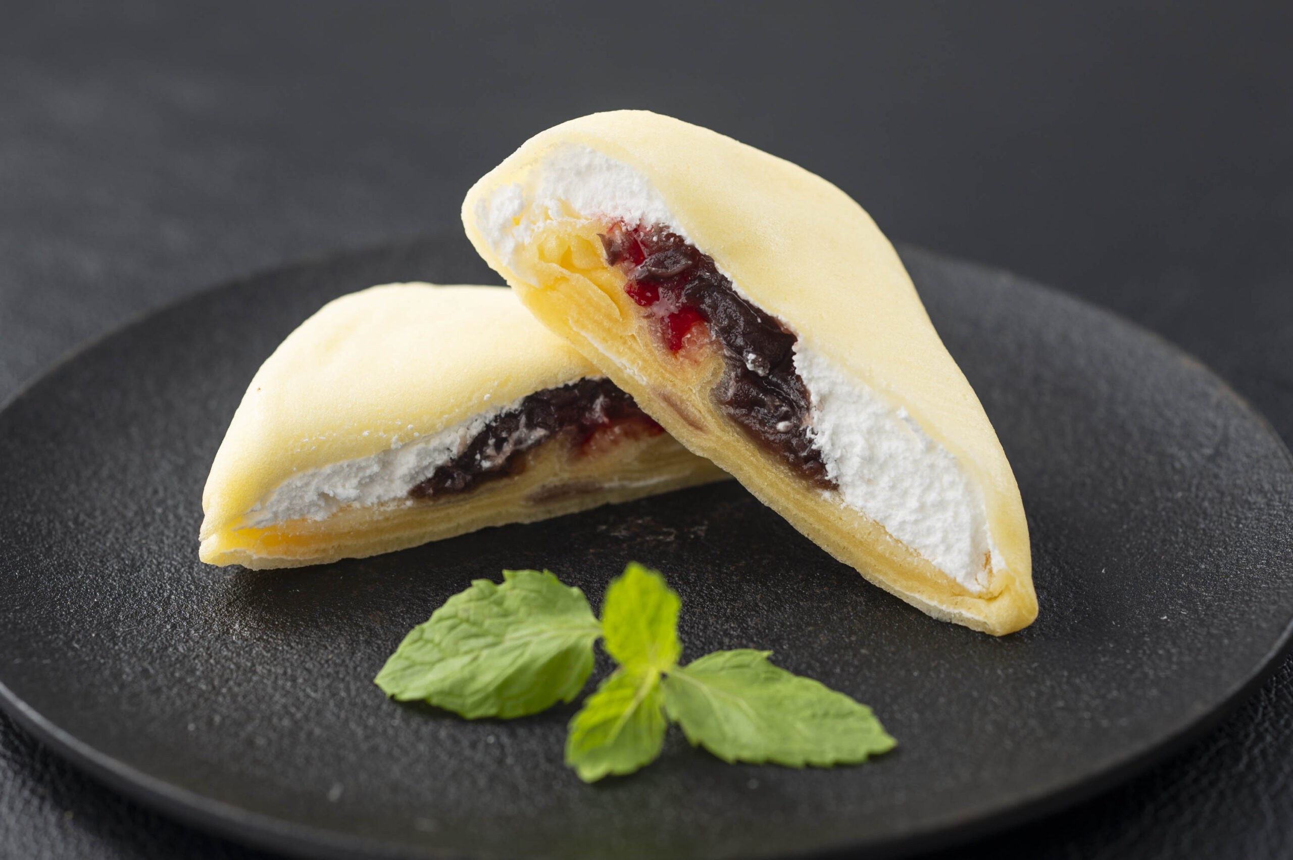 和菓子屋のくれーぷストロベリー＆粒あん 30個×6