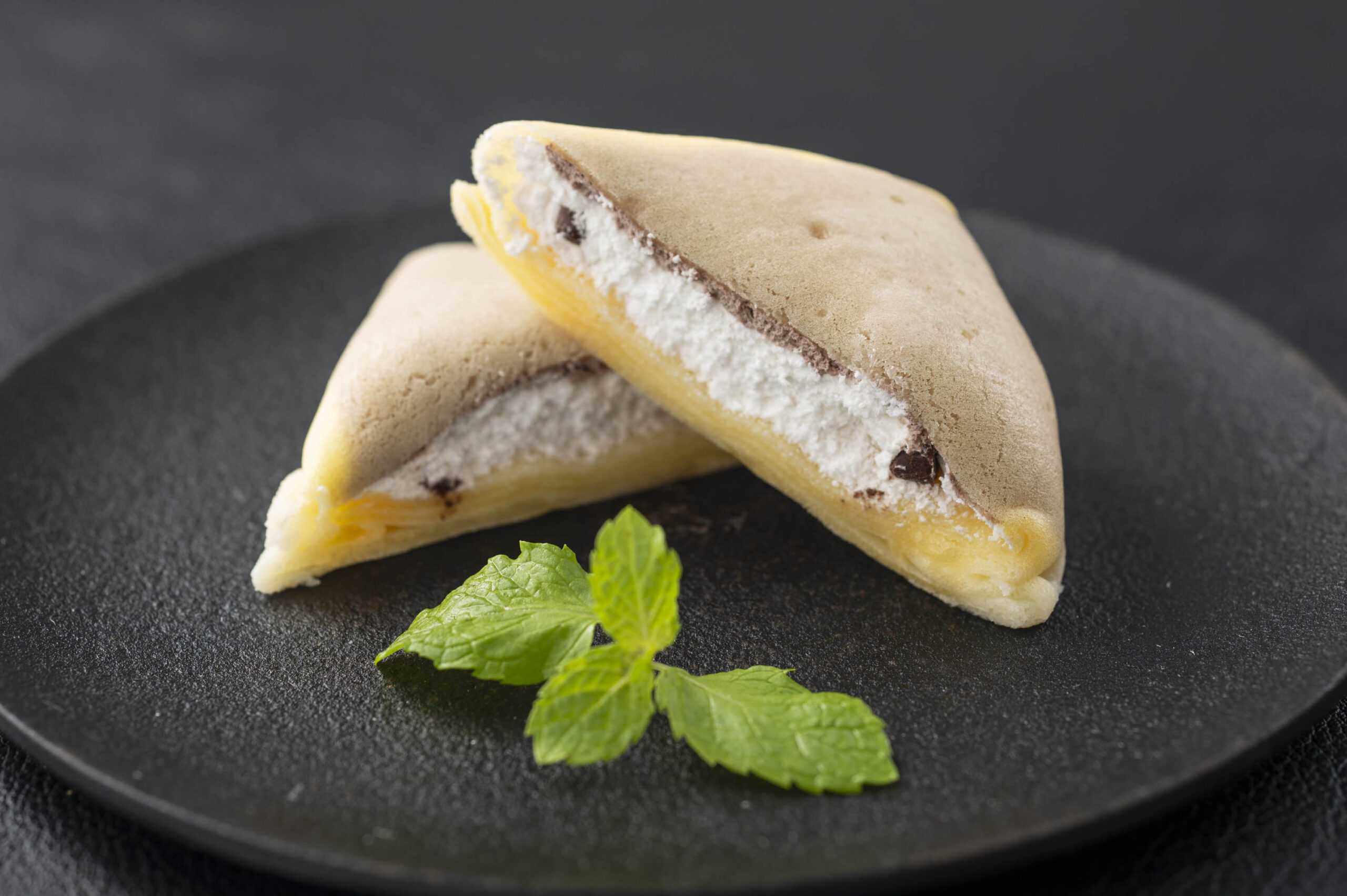 和菓子屋のくれーぷチョコホイップ＆チョコチップ 30個×6